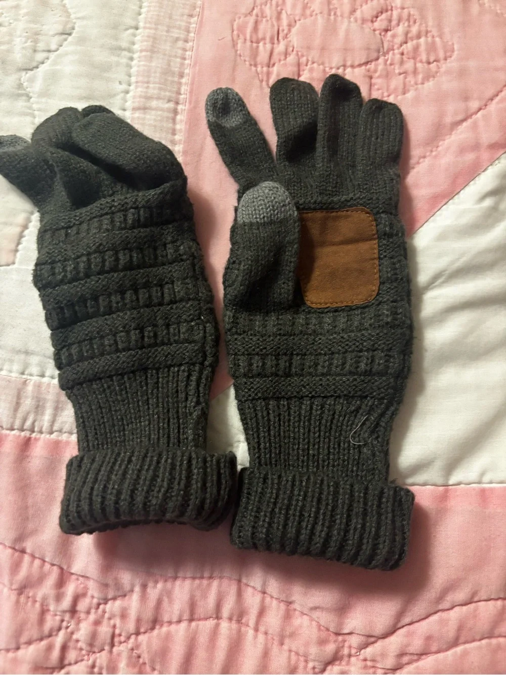 C.C Dark Gray Knit Touchscreen Gloves with Leather Patch